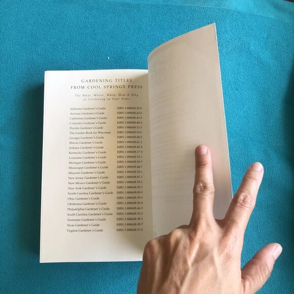 North Carolina Gardener's Guide Toby Bost 1st Printing 1997 PB - Picture 8 of 10